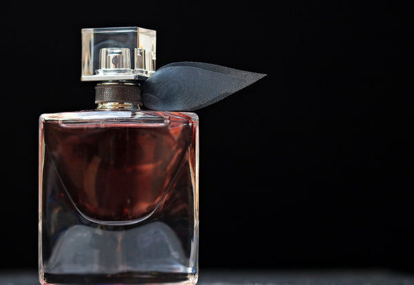 What Is The Best Perfume to Gift?