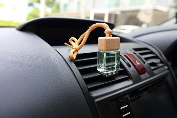 How Long Does the Smell of Car Perfume Last?
